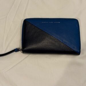 Marc by Marc Jacobs Black and Blue Wristlet
